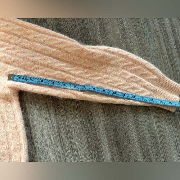 Vintage cabled angora and sparkle sweater - Picture 6 of 6